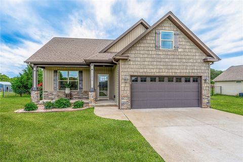 Photo of 1572 Walnut Grove Road, Pauline, SC 29374 (MLS # 20301325)