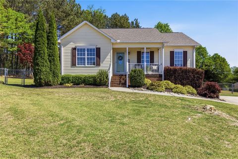 Photo of 221 Elise Drive, Pickens, SC 29671 (MLS # 20300052)