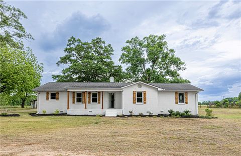 Photo of 1001 Rrovidence Church Road, Anderson, SC 29626 (MLS # 20300511)