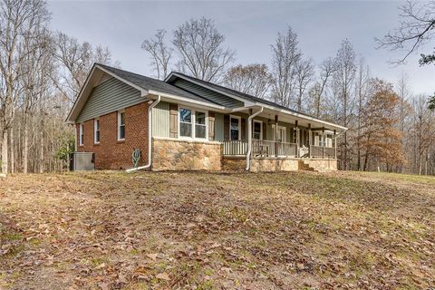 A home in Easley