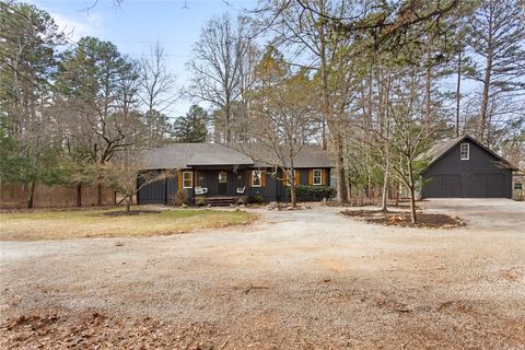 Photo of 204 Ridgewood Drive, West Union, SC 29696 (MLS # 20295605)