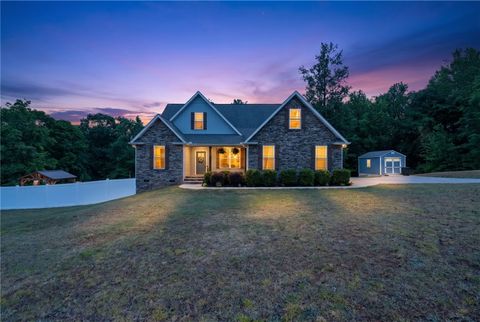 Photo of 1050 Old Dacusville Road, Easley, SC 29640 (MLS # 20300840)