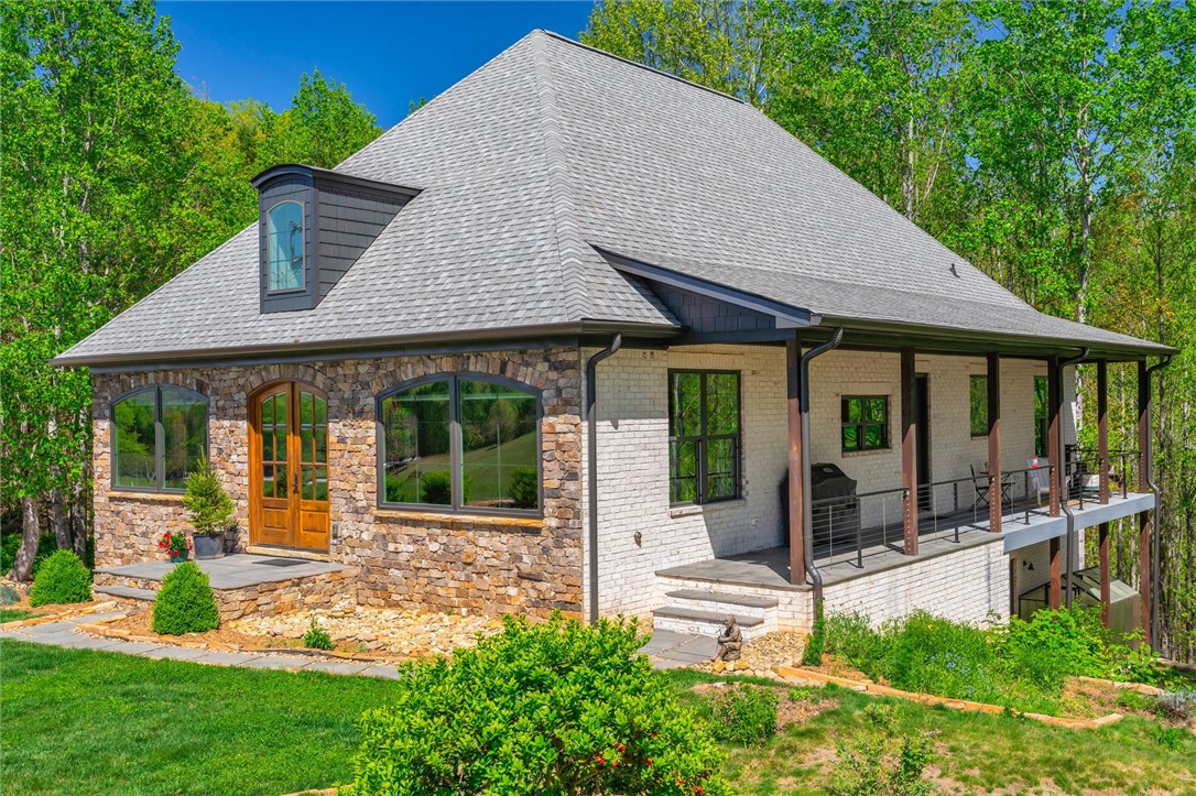 101 Cabernet Way, Travelers Rest, South Carolina image 1