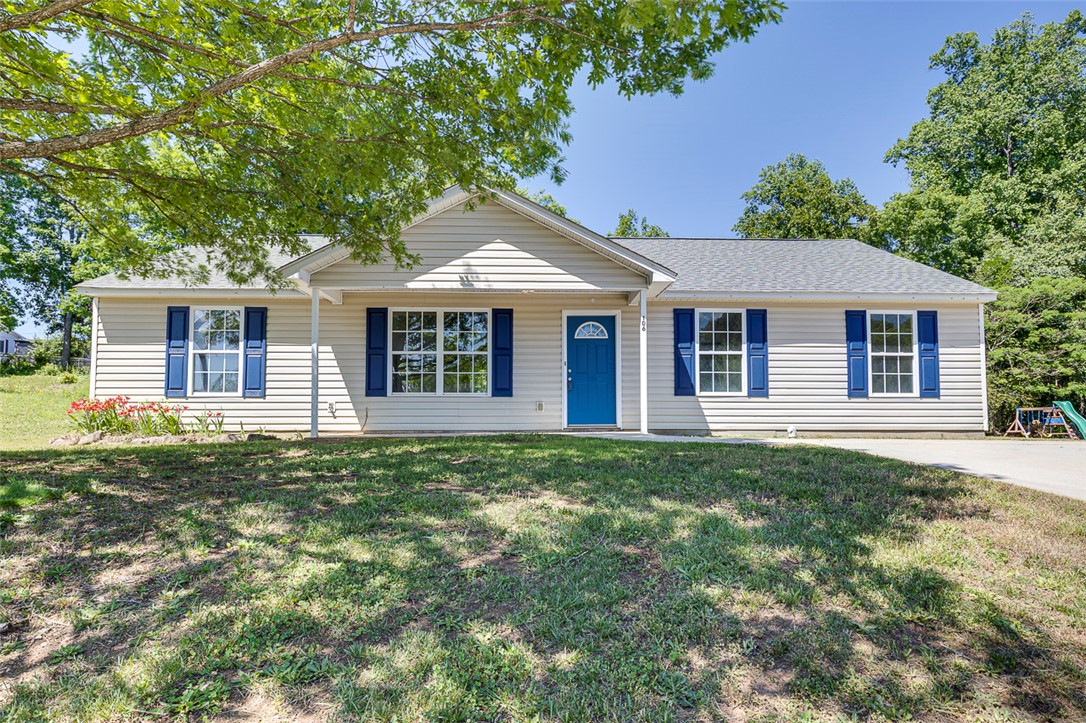 106 Goldfinch Court, Piedmont, South Carolina image 1