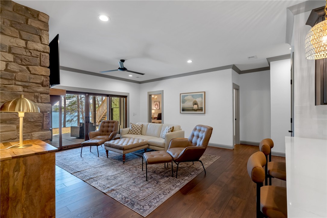 918 Longshore Drive, Salem, South Carolina image 38