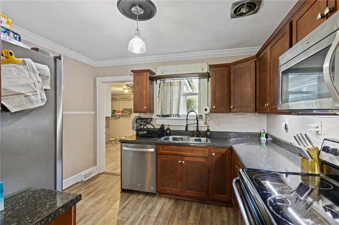 101 S D Street, Easley, South Carolina image 10