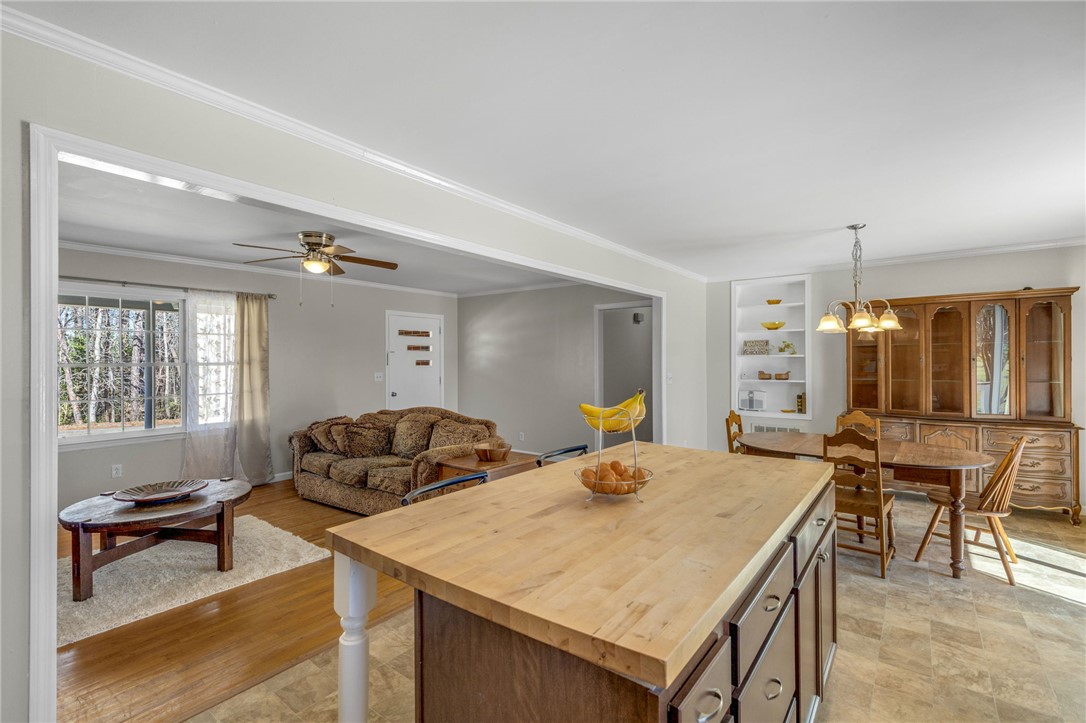 325 Pine Top Drive, Belton, South Carolina image 10