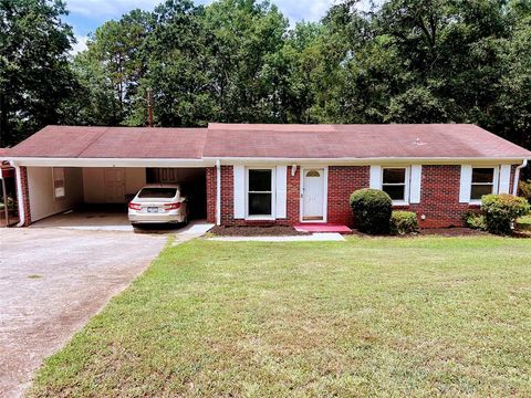 Photo of 213 Hillcrest Circle, Anderson, SC 29624 (MLS # 20303739)