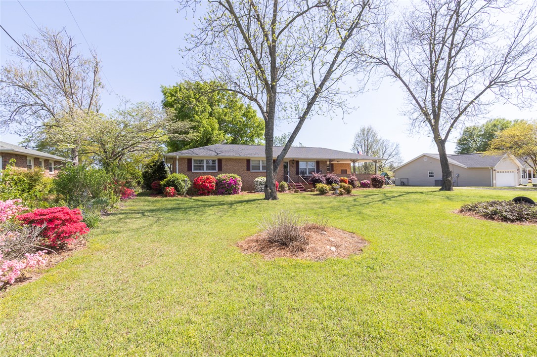 317 Rhodehaven Drive, Anderson, South Carolina image 2