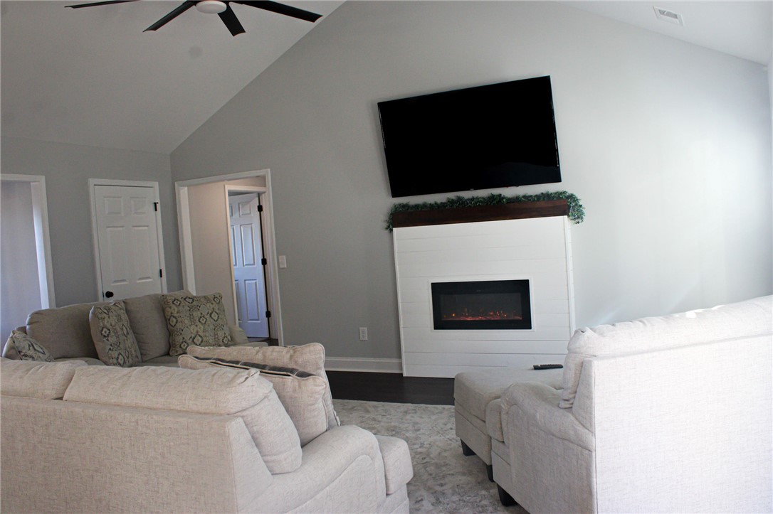 626 Johnny Long Road, Iva, South Carolina image 11