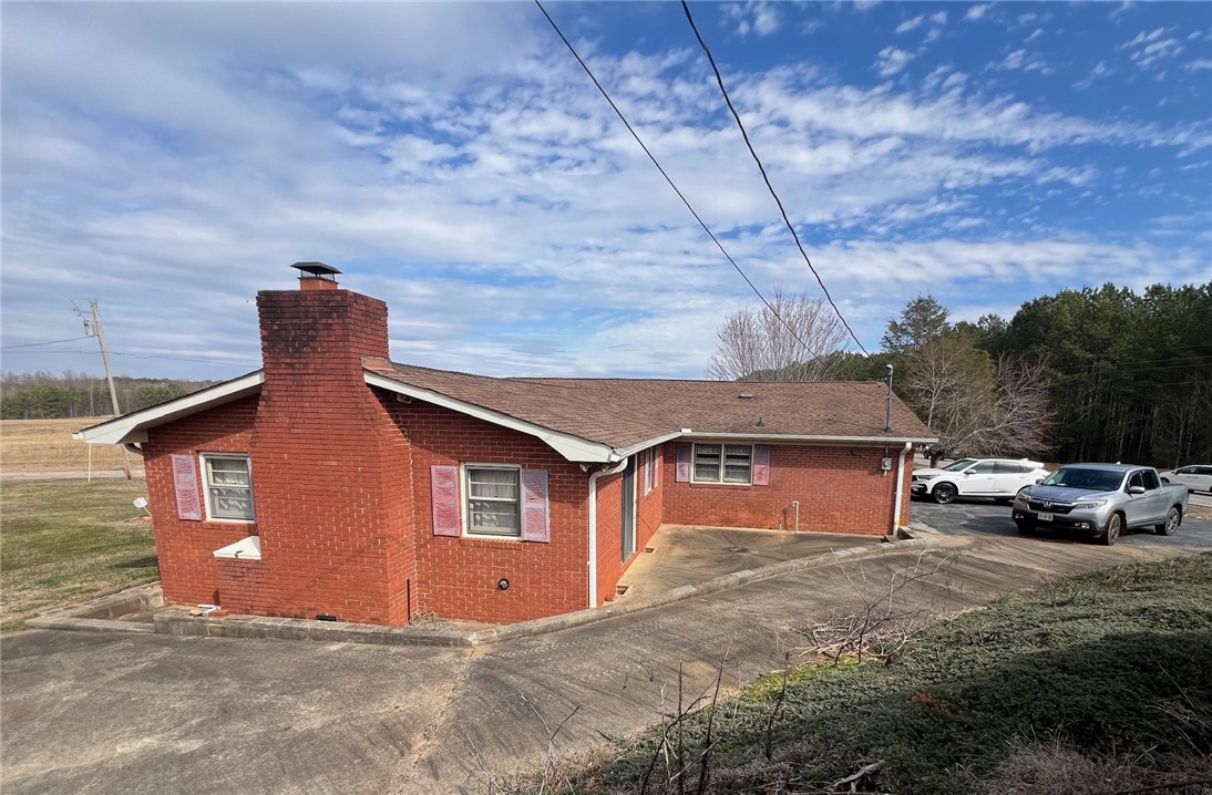 240 Bountyland Road, Seneca, South Carolina image 3