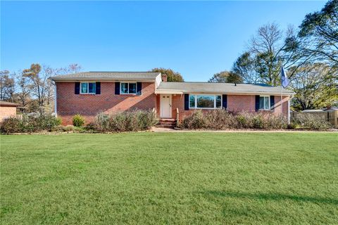 A home in Mauldin