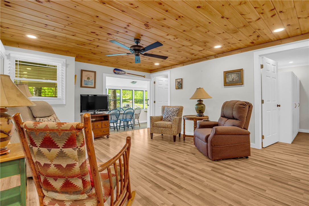 619 Crossland Creek Court, Tamassee, South Carolina image 6