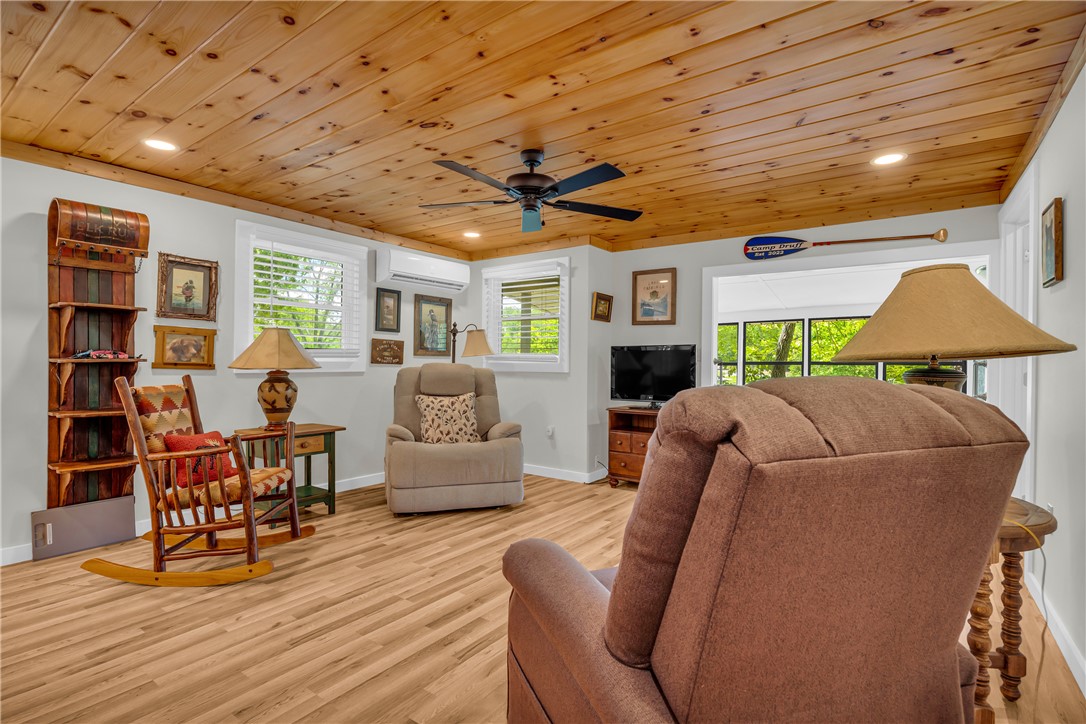 619 Crossland Creek Court, Tamassee, South Carolina image 13