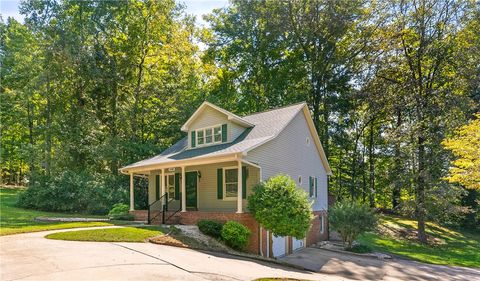 Homes For Sale - 108 Rockport Way<br/> Pacolet, SC 29372