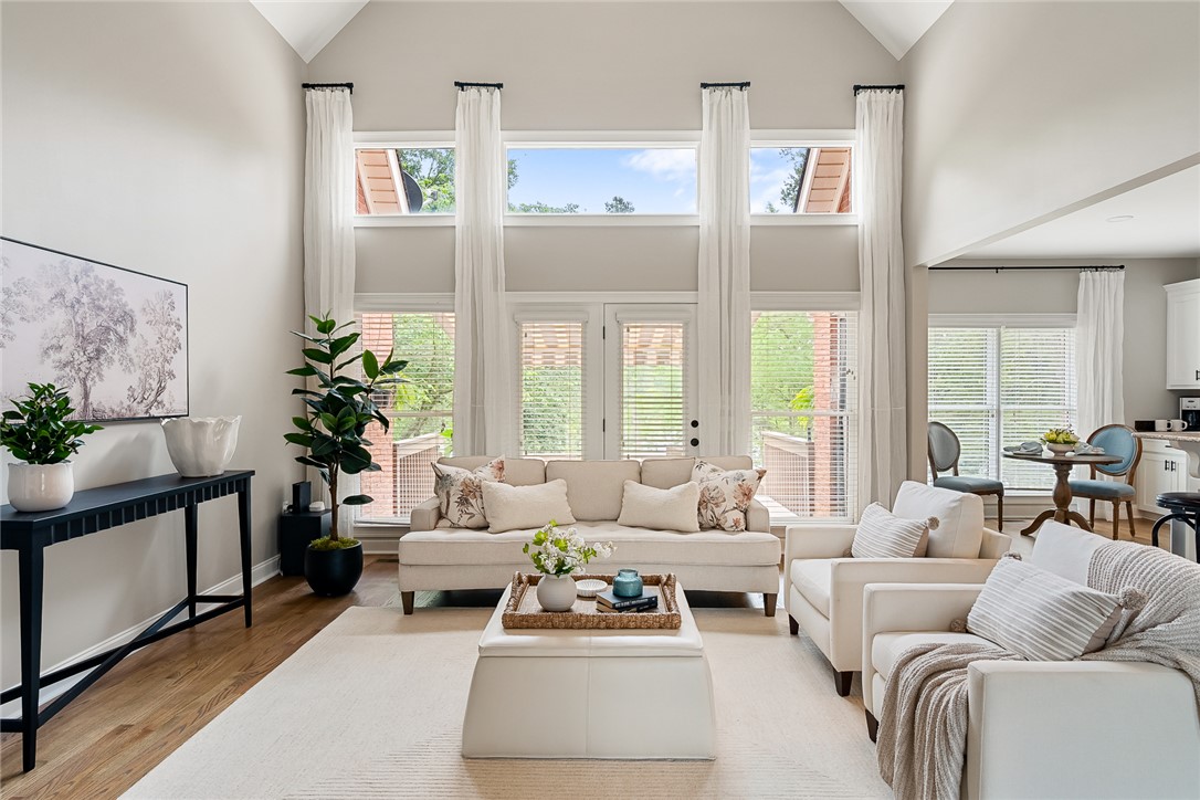 Anderson, South Carolina 29625, United States, 5 Bedrooms Bedrooms, ,4 BathroomsBathrooms,Residential,Active,151469