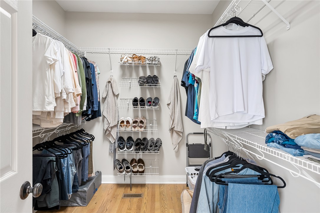 Anderson, South Carolina 29625, United States, 5 Bedrooms Bedrooms, ,4 BathroomsBathrooms,Residential,Active,151469