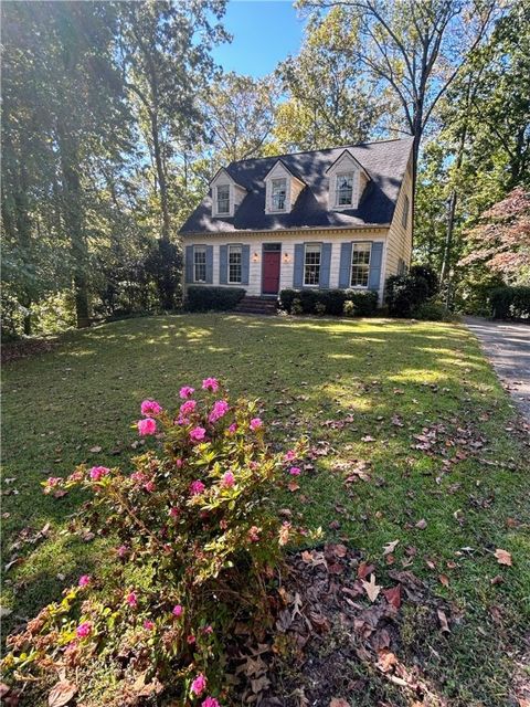 Photo of 205 Bobolink Drive, Seneca, SC 29672 (MLS # 20293352)