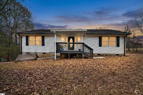 Photo of 134 Rolling Drive, Westminster, SC 29693 (MLS # 20304717)