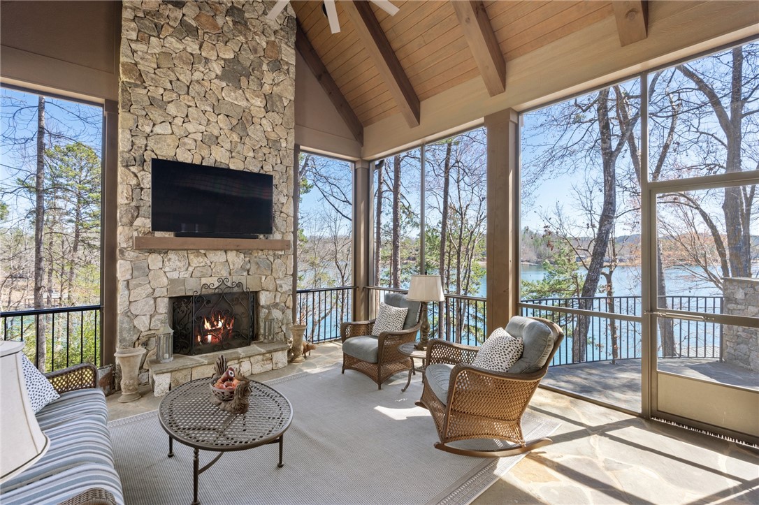 136 Blue Water Trail, Salem, South Carolina image 15