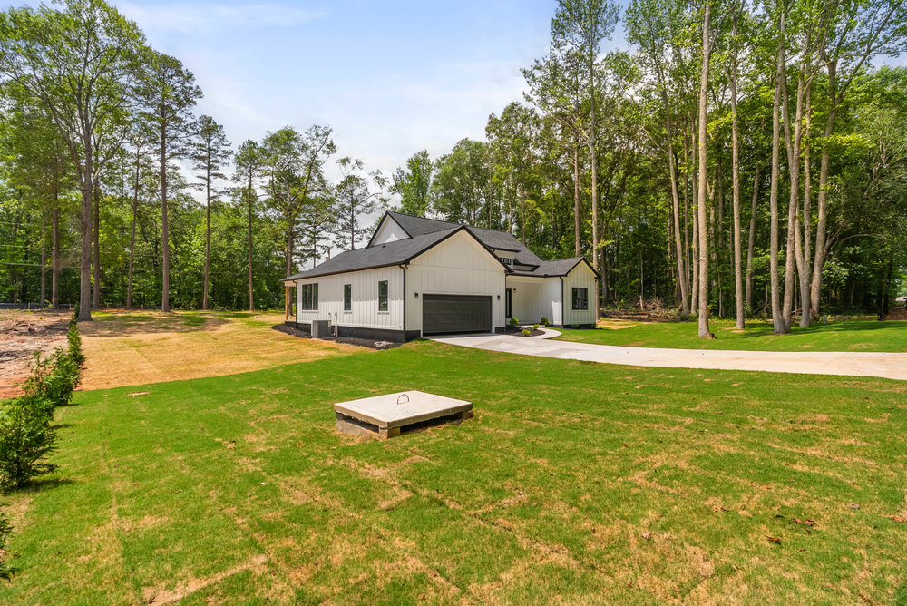 213 Chestnut Drive, Belton, South Carolina image 3