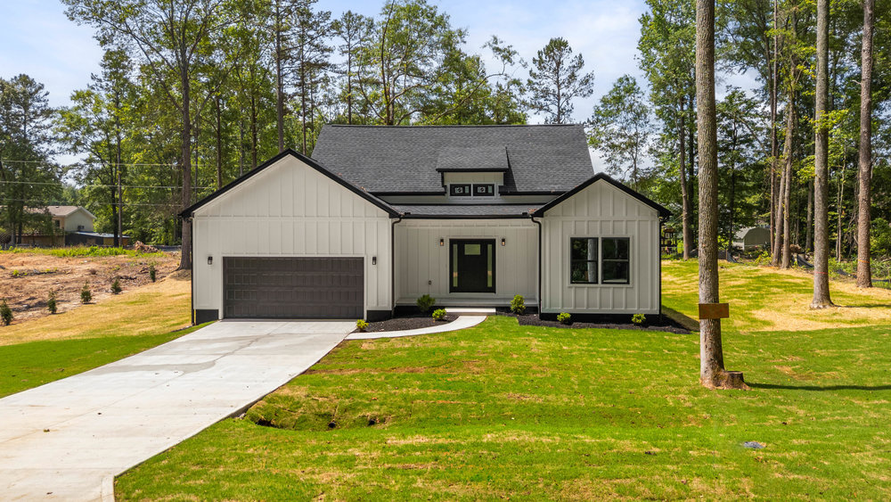 213 Chestnut Drive, Belton, South Carolina image 1