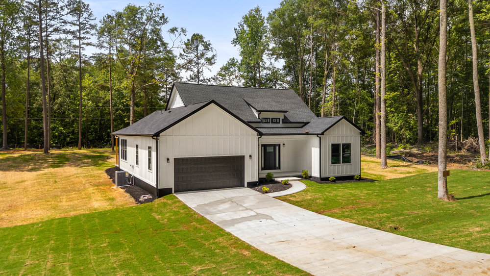 213 Chestnut Drive, Belton, South Carolina image 2