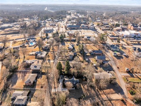 A home in Pickens