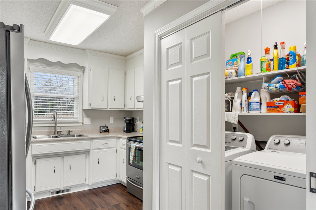 Greer, South Carolina 29650, United States, 3 Bedrooms Bedrooms, ,2 BathroomsBathrooms,Residential,Active,254184