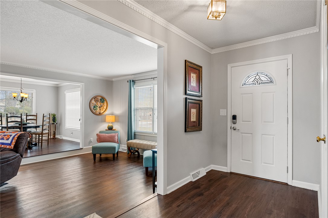 Greer, South Carolina 29650, United States, 3 Bedrooms Bedrooms, ,2 BathroomsBathrooms,Residential,Active,254184