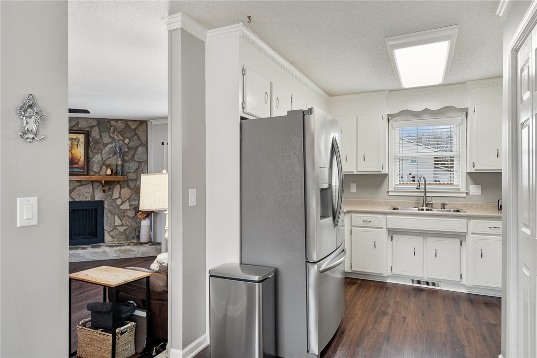 Greer, South Carolina 29650, United States, 3 Bedrooms Bedrooms, ,2 BathroomsBathrooms,Residential,Active,254184