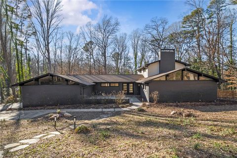 Photo of 333 Woodland Way, Clemson, SC 29631 (MLS # 20296037)