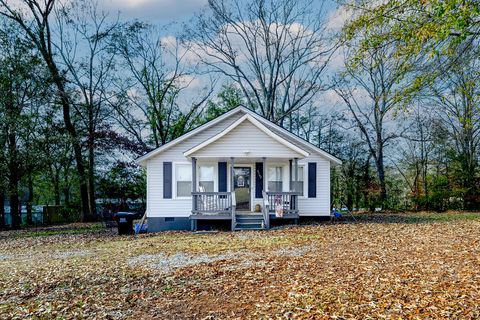 Photo of 5107 Davis Circle, Anderson, SC 29625 (MLS # 20295291)