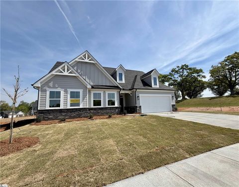Photo of 405 Ladybug Lane, Anderson, SC 29621 (MLS # 20300593)