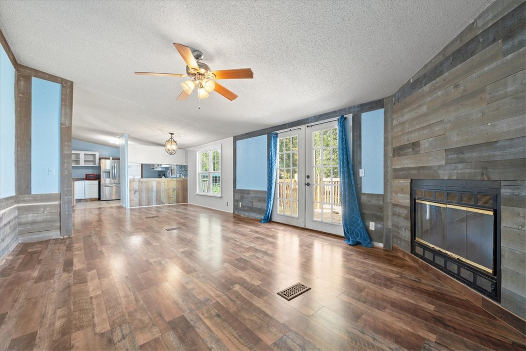 Anderson, South Carolina 29625, United States, 5 Bedrooms Bedrooms, ,3 BathroomsBathrooms,Residential,Active,242070