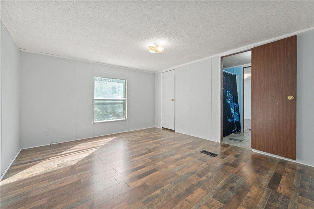 Anderson, South Carolina 29625, United States, 5 Bedrooms Bedrooms, ,3 BathroomsBathrooms,Residential,Active,242070