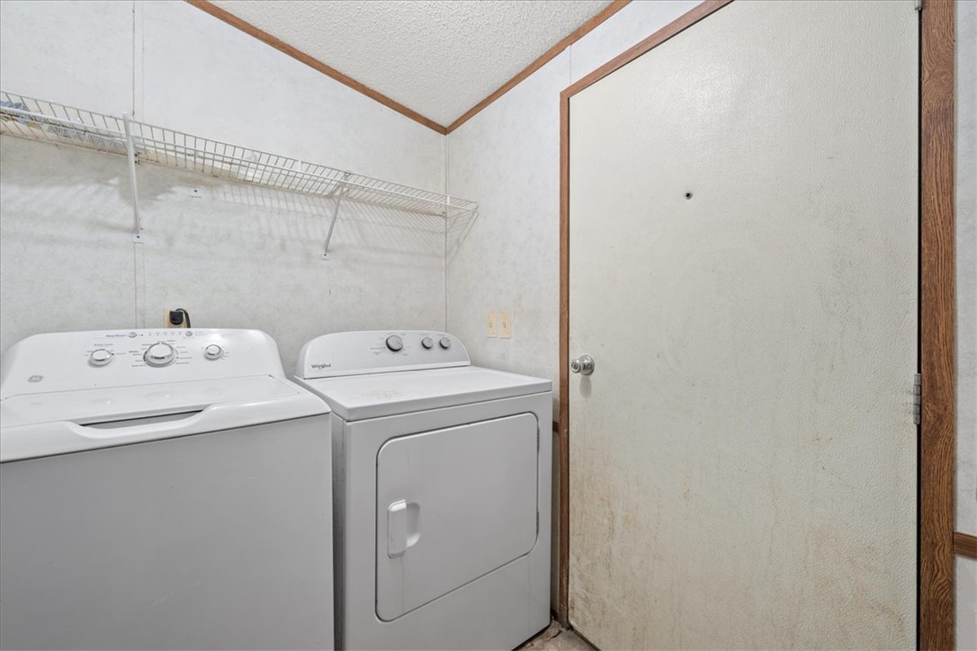 Anderson, South Carolina 29625, United States, 5 Bedrooms Bedrooms, ,3 BathroomsBathrooms,Residential,Active,242070