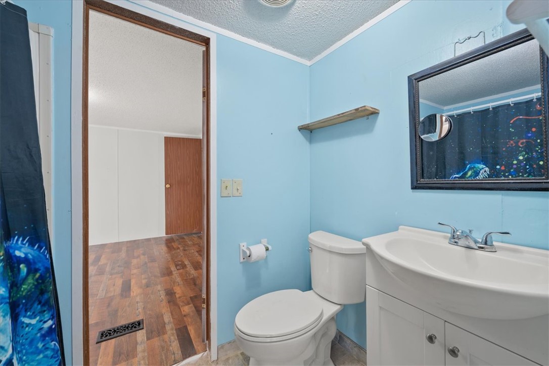 Anderson, South Carolina 29625, United States, 5 Bedrooms Bedrooms, ,3 BathroomsBathrooms,Residential,Active,242070