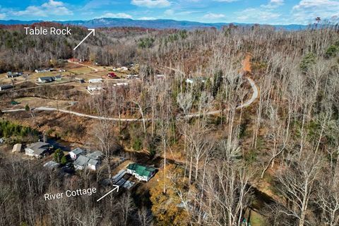 Photo of 200 Laurel and Hardy Lake Road, Marietta, SC 29661 (MLS # 20297550)