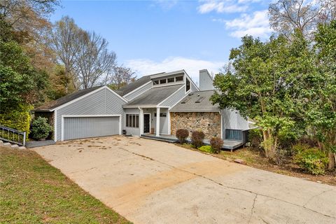Photo of 1493 Iroquois Drive, Seneca, SC 29672 (MLS # 20299346)