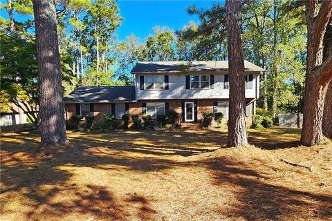 Photo of 1201 Stonehurst Drive, Anderson, SC 29621 (MLS # 20295478)