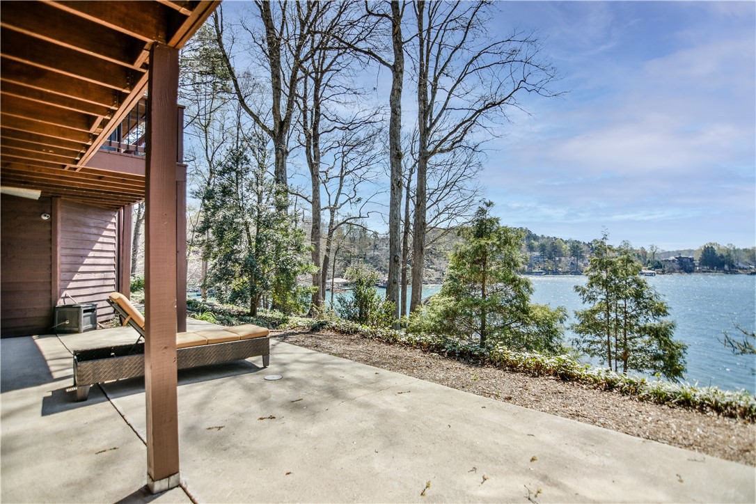 1637 W Little River Drive, Seneca, South Carolina image 43