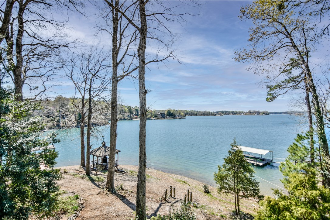 1637 W Little River Drive, Seneca, South Carolina image 30