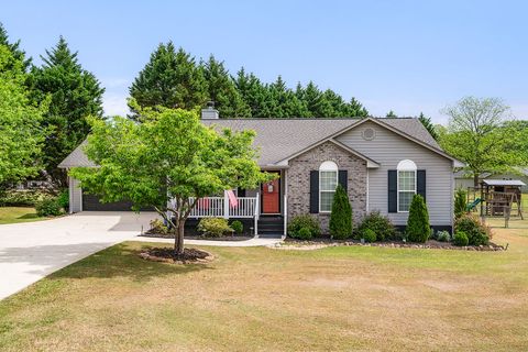 Photo of 43 Graham Way, Hartwell, GA 30643 (MLS # 20299847)