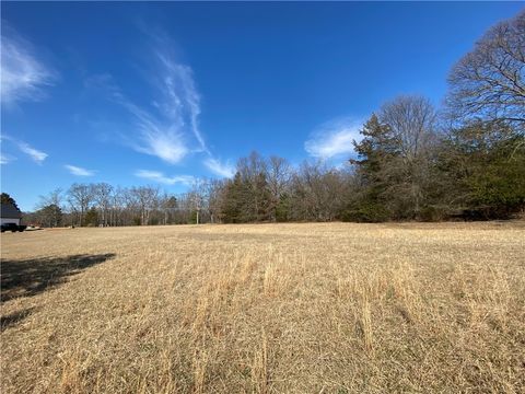 Vacant Land For Sale - LOT 13 Majestic Shores<br/> Hart County, Hartwell, GA 30643