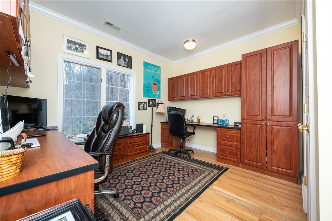 190 Raven Road, Landrum, South Carolina image 24