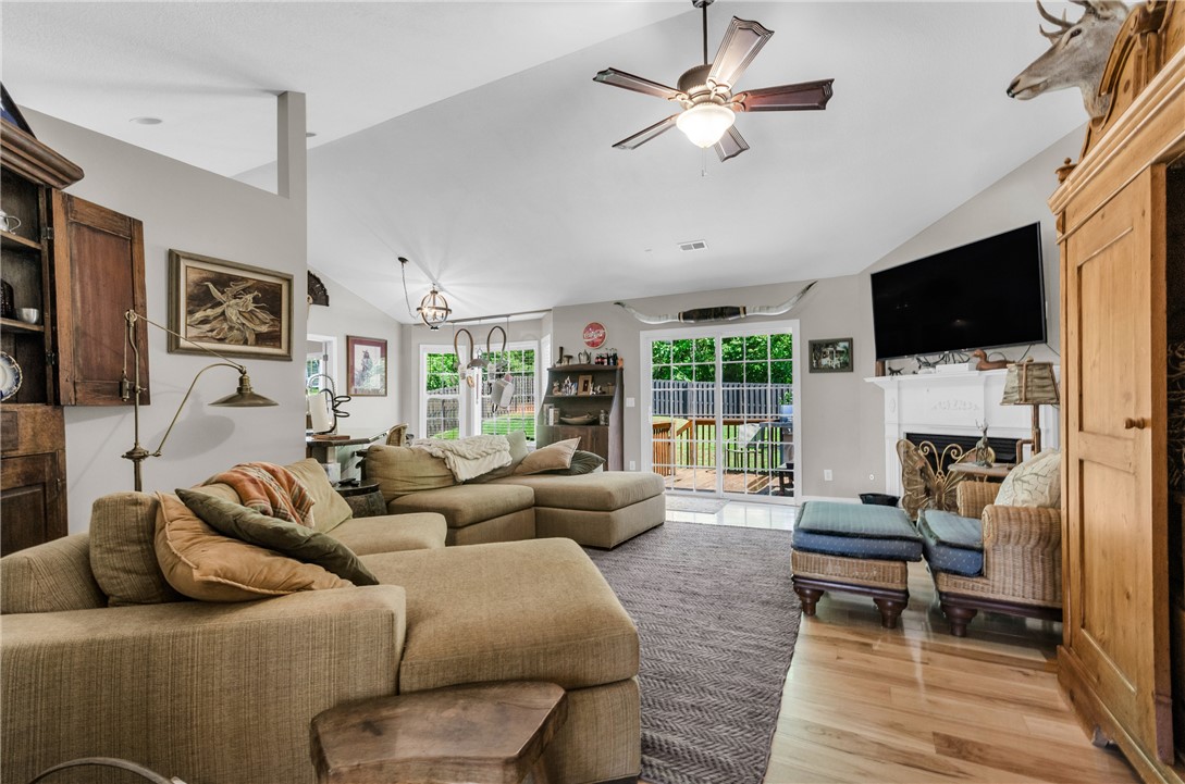32 Berry Pine Court, Taylors, South Carolina image 7