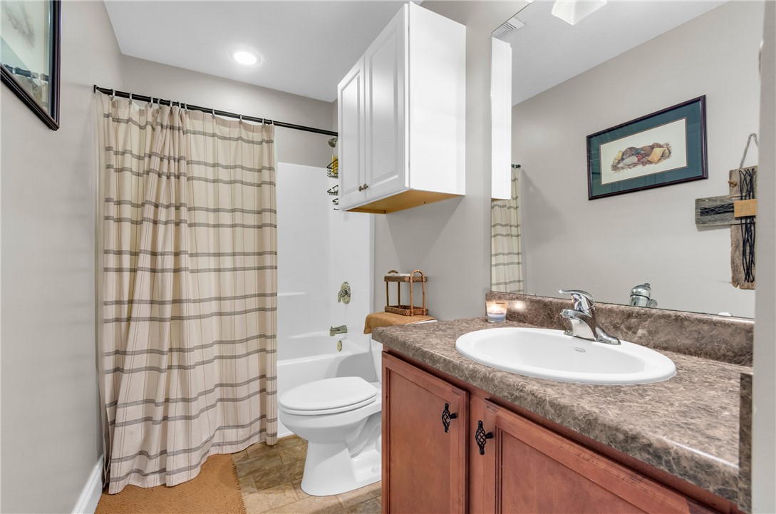 32 Berry Pine Court, Taylors, South Carolina image 21