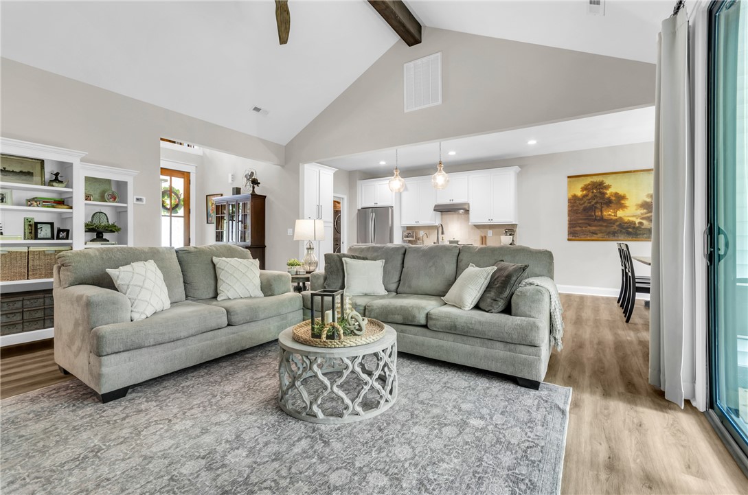 203 N Hogan Drive, Westminster, South Carolina image 6