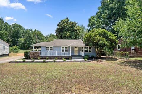 Photo of 2811 W Whitner Street, Anderson, SC 29626 (MLS # 20304066)